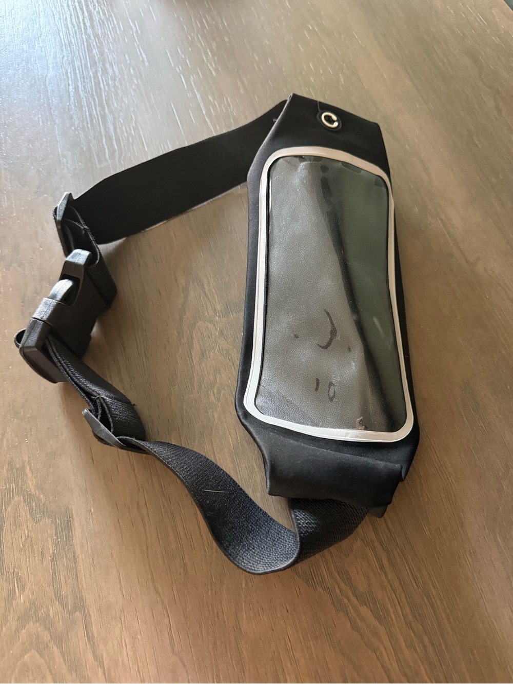Black Waterproof Running Waist Phone Belt with Touchscreen Window